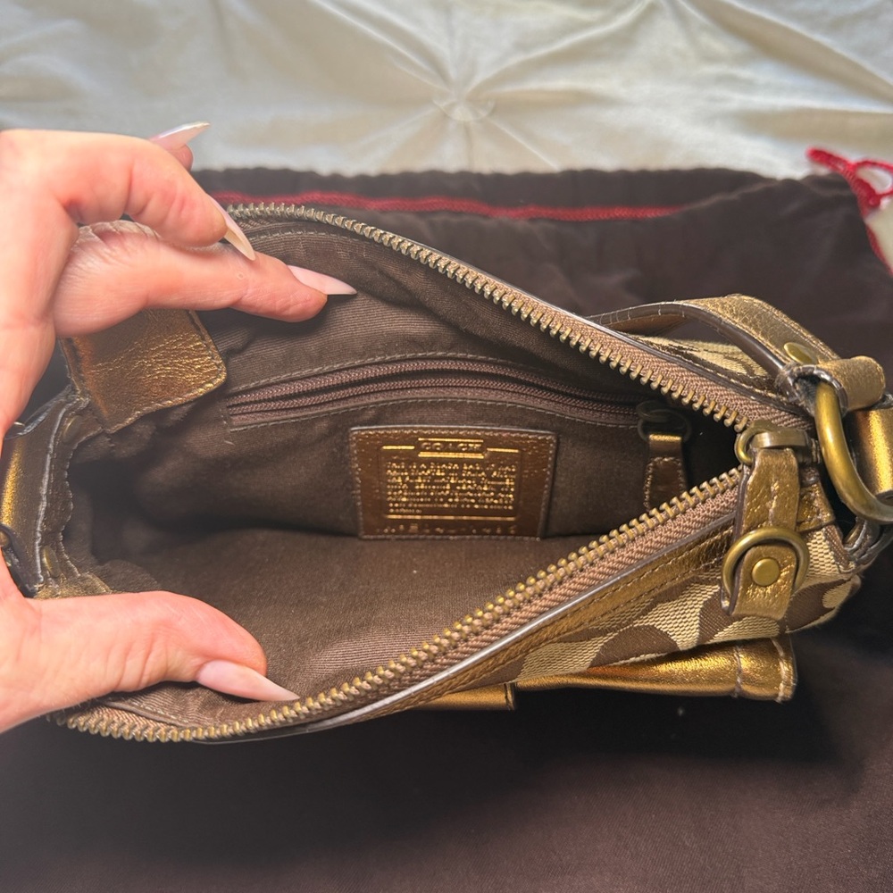 Coach Beige Gold Leather Soho Shoulder Bag - Picture 6 of 15